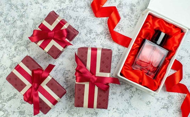 راهنمای انتخاب عطر سازمانی برای عیدی: رایحه‌ای منحصربه‌فرد، هماهنگ با برند شما